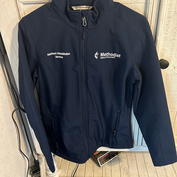 Sport Authority monogrammed Methodist lightweight jacket only worn once - Picture 3 of 4